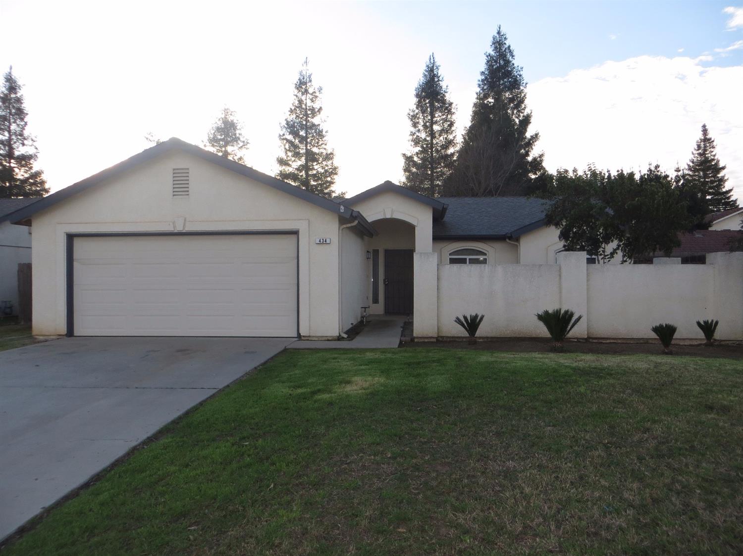 434 Armstrong Ave, Clovis, CA 93611 photo 1
