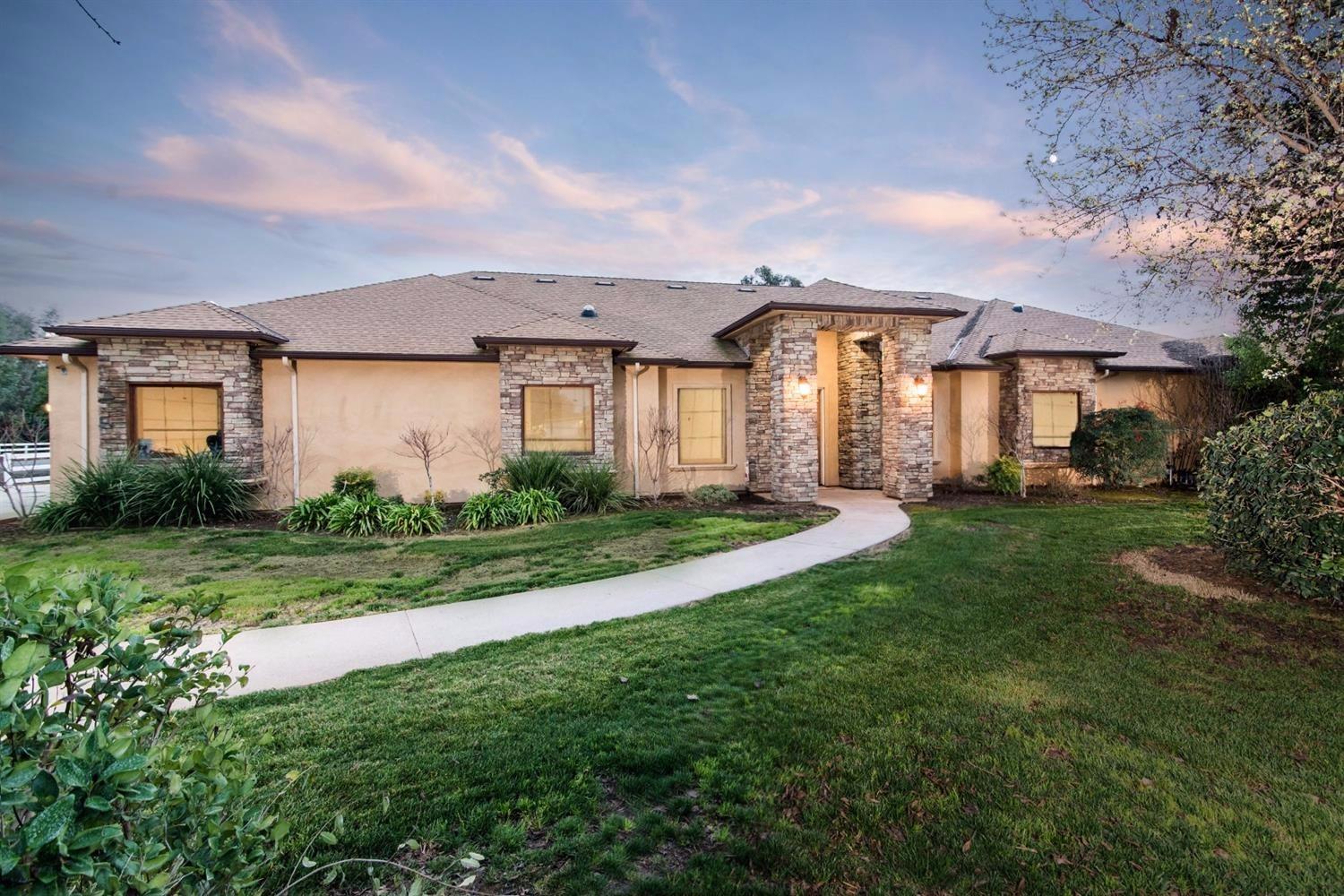 9517 Ellery Ave, Clovis, CA 93619 photo 1