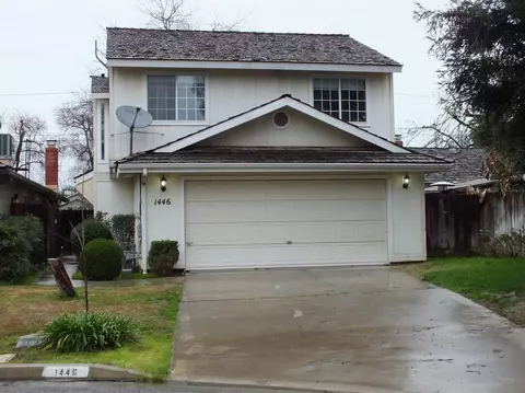 1446 E Ferguson Ct, Visalia, CA 93292 photo 1