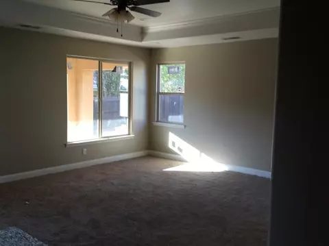 2722 Pamela Dr, Madera, CA 93637 photo 1