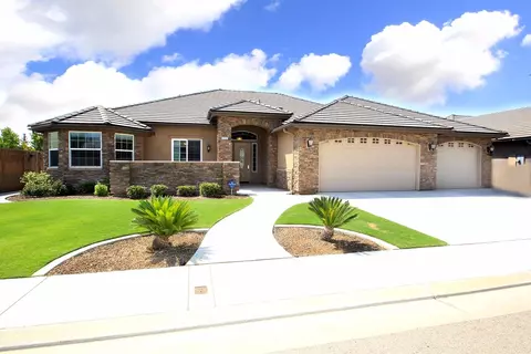 1332 Hanson Ave, Clovis, CA 93619 photo 1