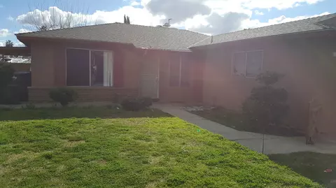 824 Ashlan Way, Madera, CA 93638 photo 1