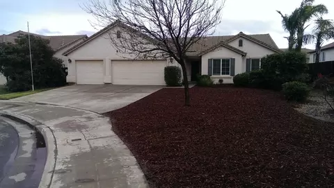 2852 Santa Ana Ave, Clovis, CA 93611 photo 1