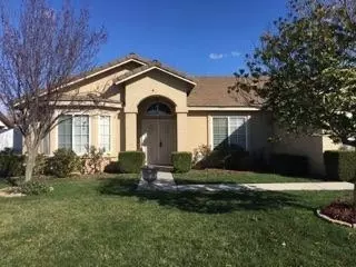 165 S Wolftrap St, Madera, CA 93637 photo 1