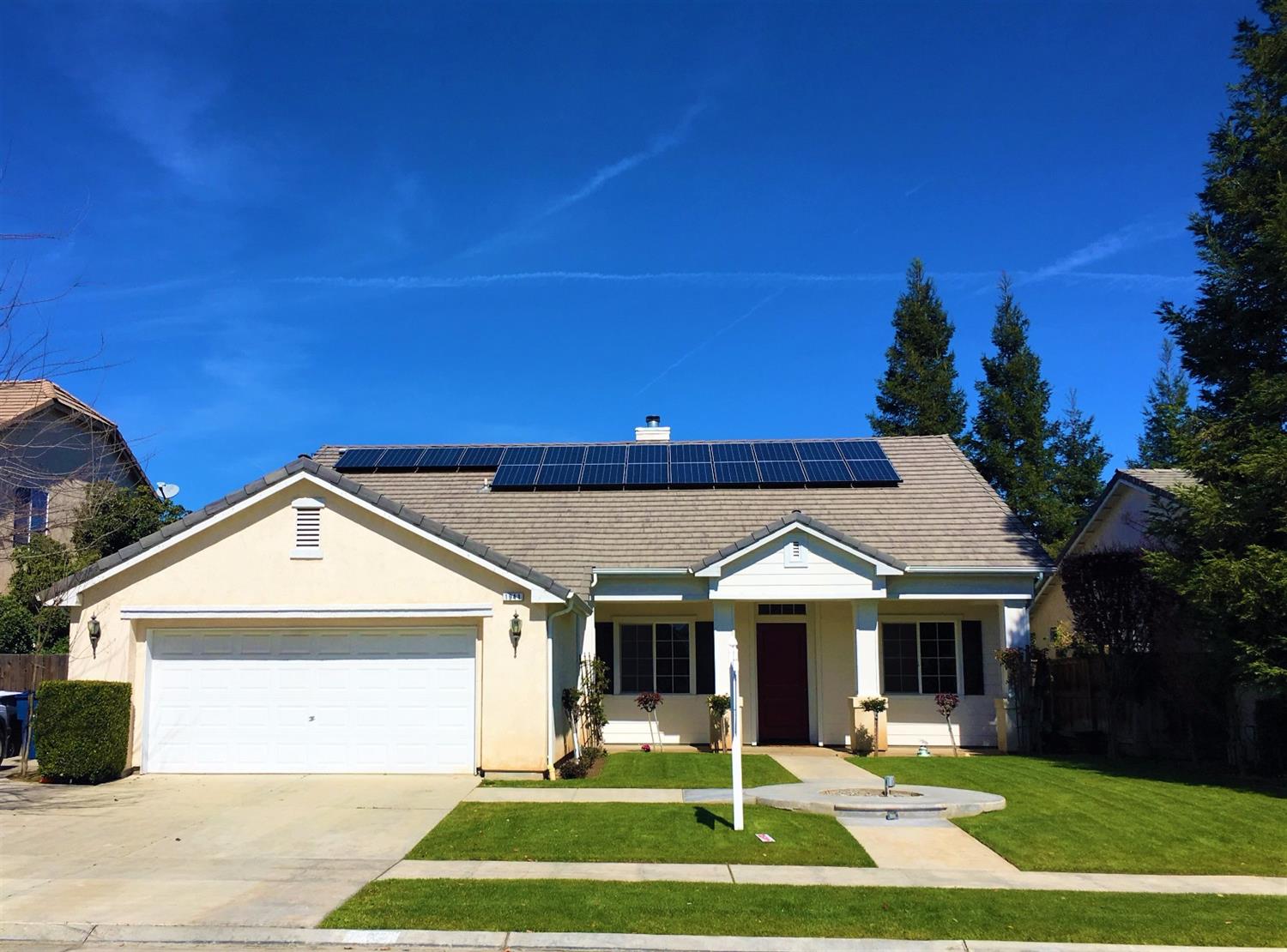 1941 Serena Ave, Clovis, CA 93619 photo 1