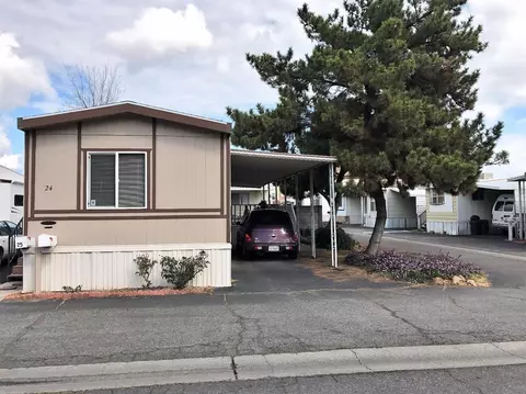 2110 Helm Ave #24, Clovis, CA 93612 photo 1