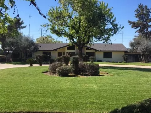 10791 N Purdue Ave, Clovis, CA 93619 photo 1
