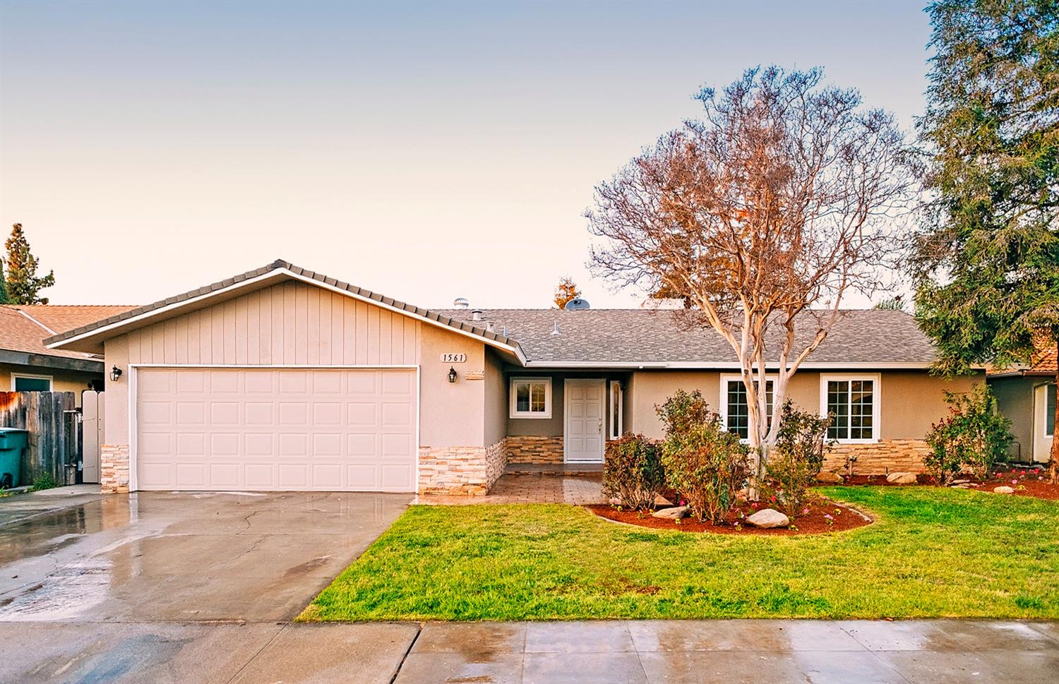 1561 Portals Ave, Clovis, CA 93611 photo 1