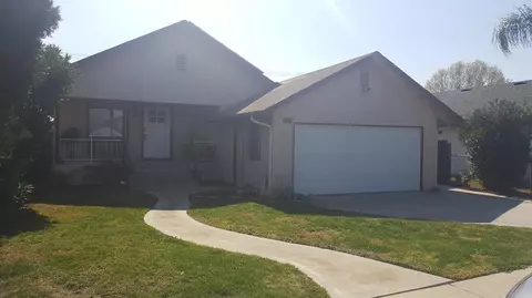 1716 5th Street St, Clovis, CA 93611 photo 1