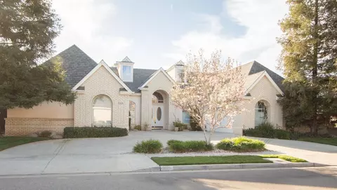 1660 N Bush Ave, Clovis, CA 93619 photo 1
