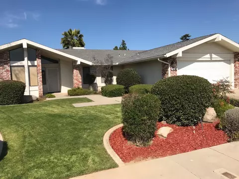 1865 Vartikian Ave, Clovis, CA 93611 photo 1
