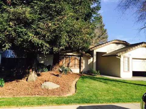 963 Harrison Ct, Madera, CA 93637 photo 1