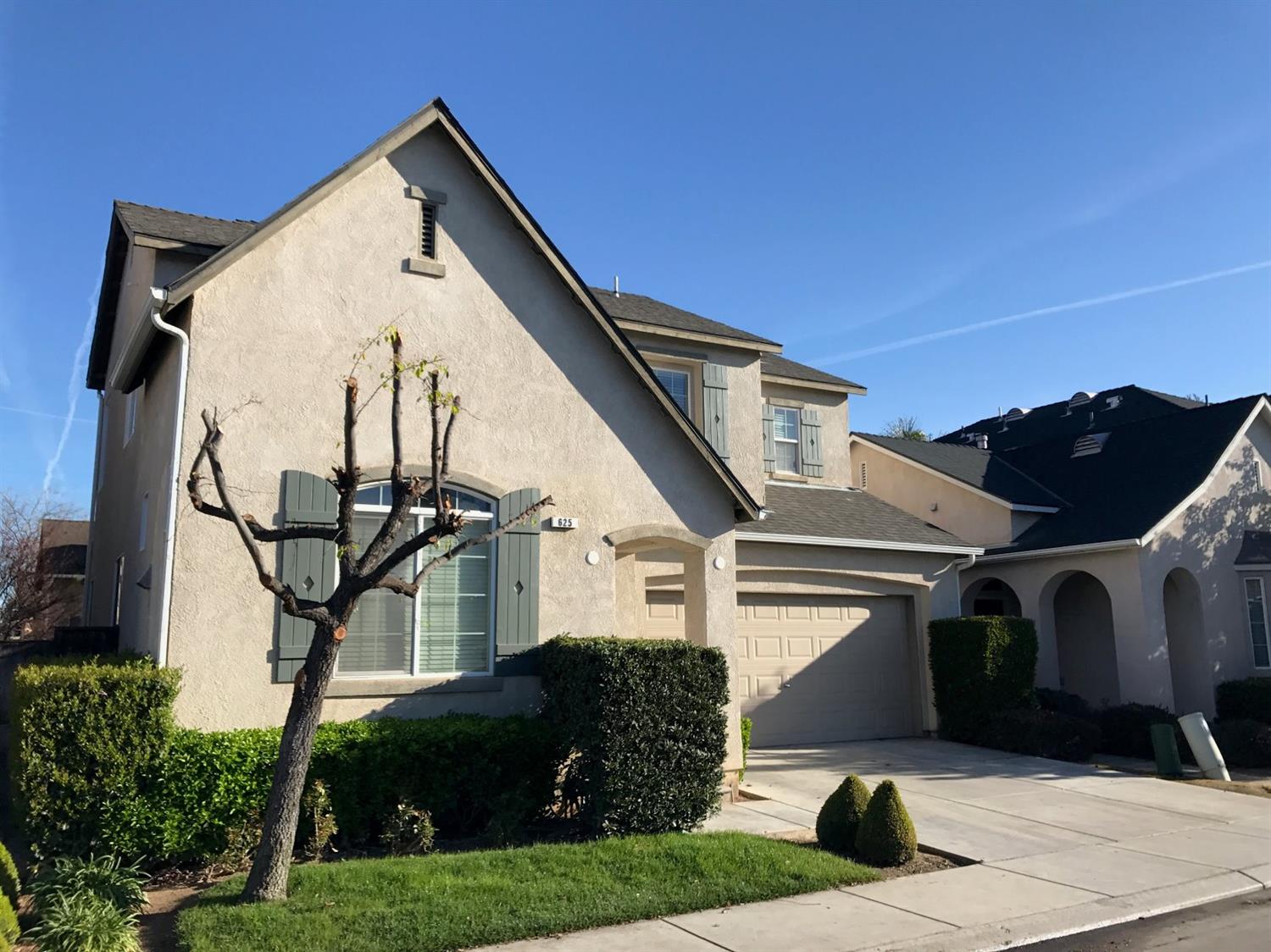 625 W Edinburgh Ln, Clovis, CA 93619 photo 1