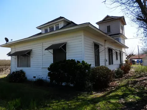 7437 E Nebraska Ave, Selma, CA 93662 photo 1