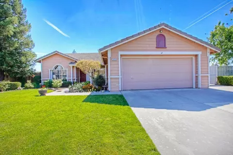2878 Beverly Ave, Clovis, CA 93611 photo 1