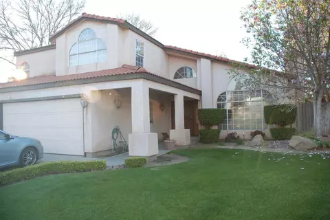 820 Burgan Ave, Clovis, CA 93611 photo 1