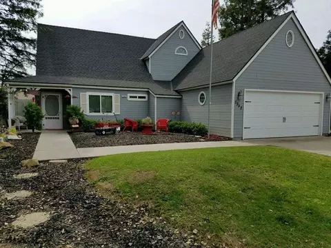 1382 Douglas Ave, Clovis, CA 93611 photo 1