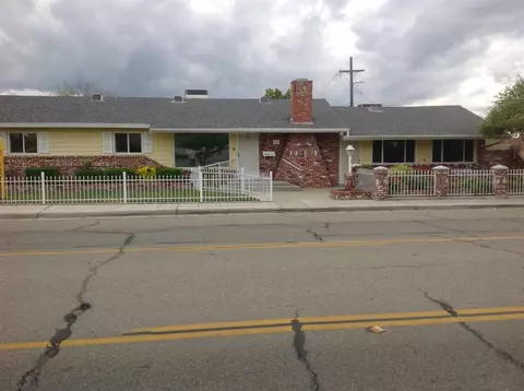 1412 Pollasky Ave, Clovis, CA 93612 photo 1