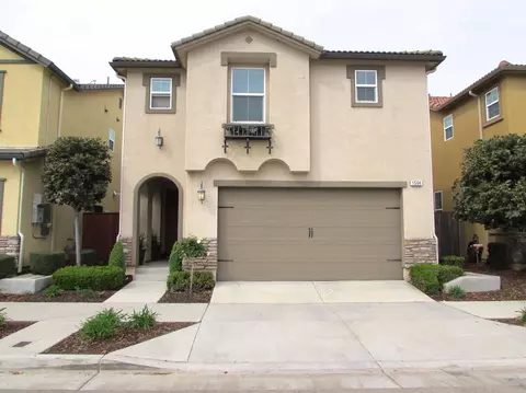 1564 N Dara Ave, Clovis, CA 93619 photo 1