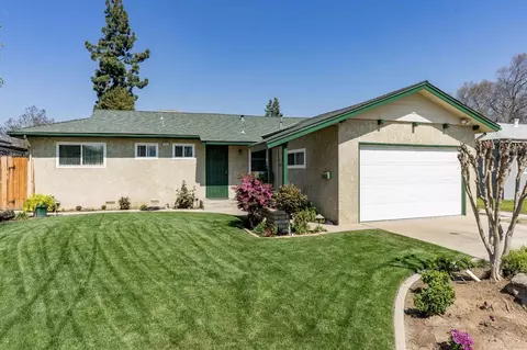 741 W Ashcroft Ave, Clovis, CA 93612 photo 1