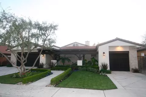 1258 N Joshua Ave, Clovis, CA 93619 photo 1