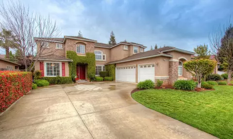 2421 Vermont Ave, Clovis, CA 93619 photo 1