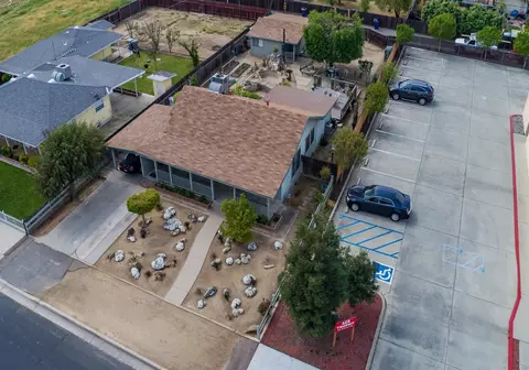 1104 Pollasky Ave, Clovis, CA 93612 photo 1