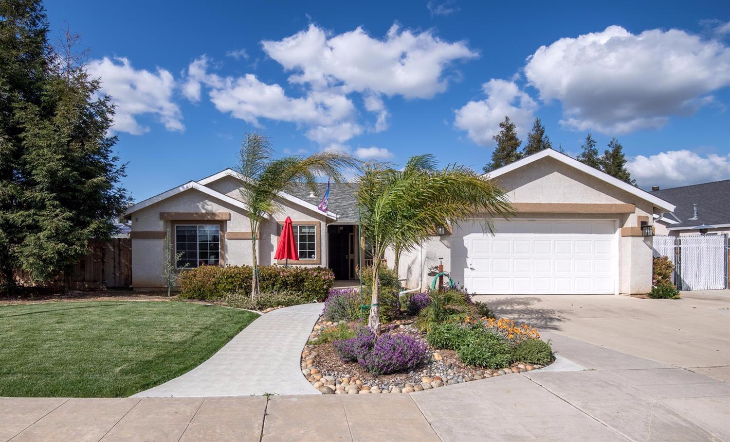 2933 Saginaw Ave, Clovis, CA 93611 photo 1