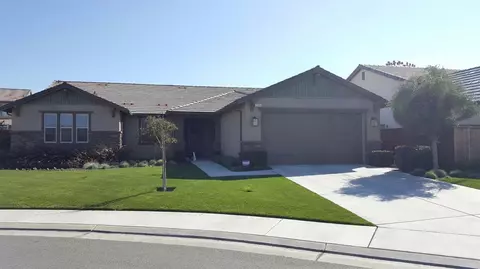 3264 Robinwood Ave, Clovis, CA 93619 photo 1