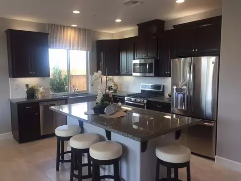 3483 Taylor Ln, Clovis, CA 93619 photo 1