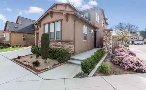 3027 Redington Ave, Clovis, CA 93619 photo 1