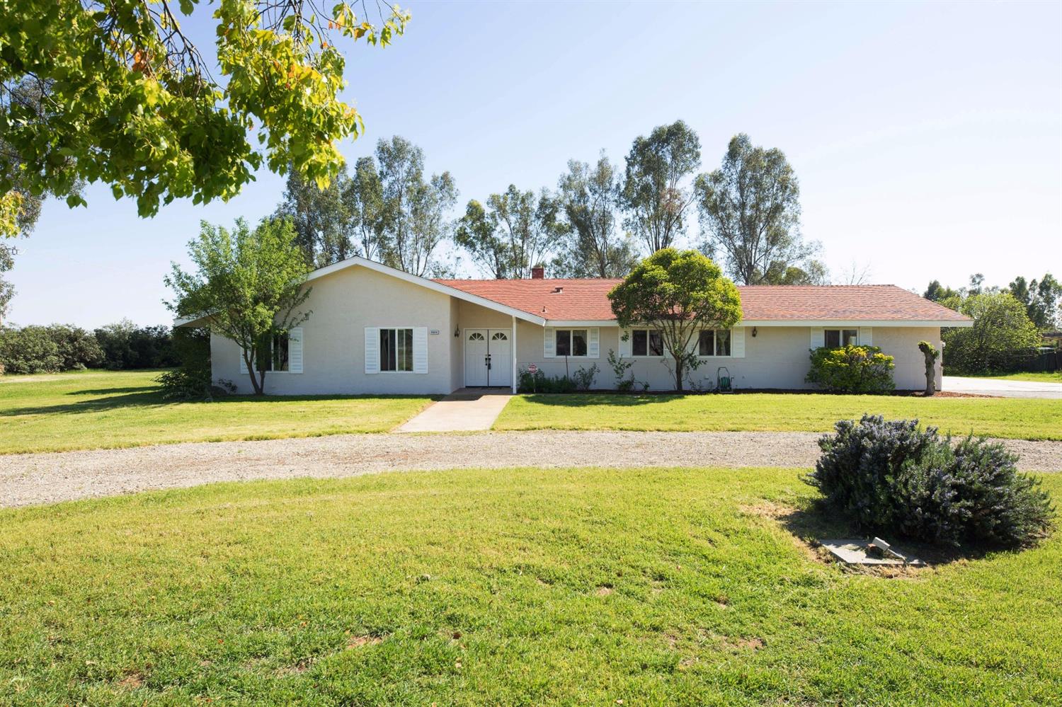 5455 E Behymer Ave, Clovis, CA 93611 photo 1