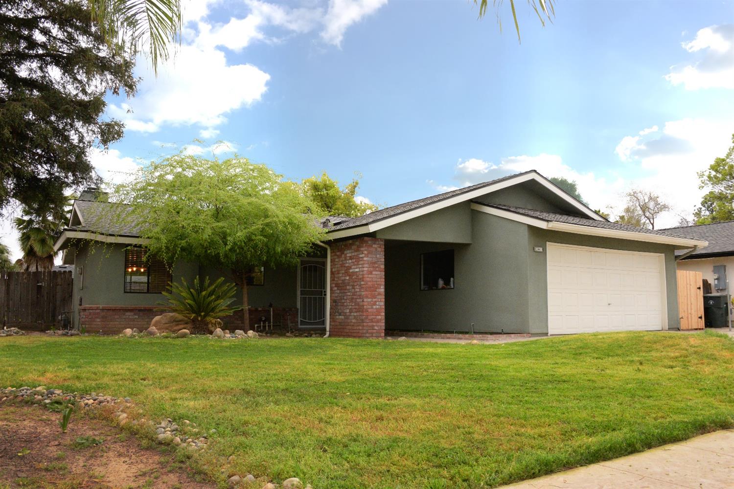 3440 Sunnyside Ave, Clovis, CA 93611 photo 1