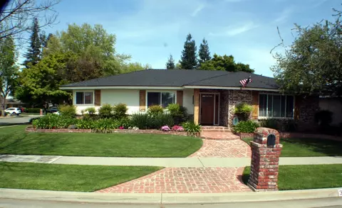 3216 E Sample Ave, Fresno, CA 93710 photo 1
