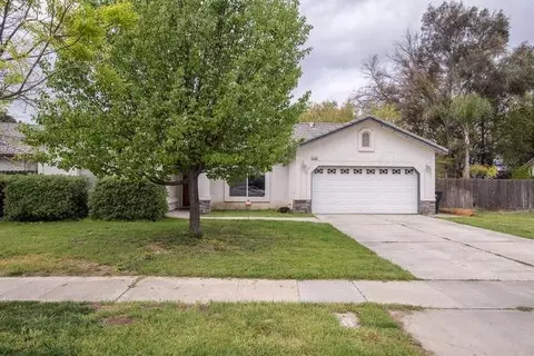 1125 Mission Dr, Lemoore, CA 93245 photo 1