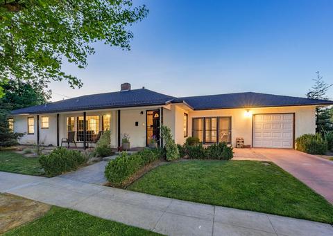 620 E Main St, Fowler, CA 93625 photo 1
