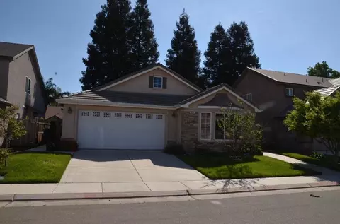 264 Santa Barbara Ave, Sanger, CA 93657 photo 1