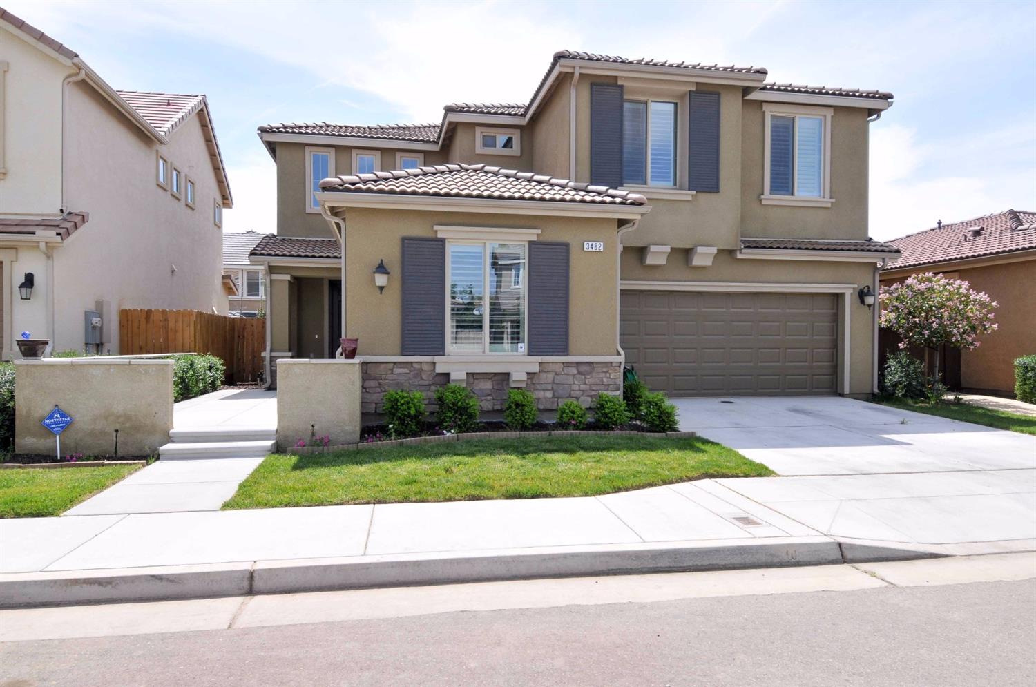 3482 Hampton Way, Clovis, CA 93619 photo 1