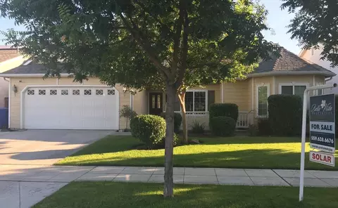 350 E Stanley Ave, Reedley, CA 93654 photo 1