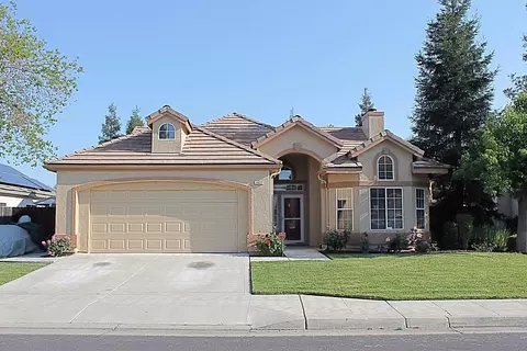 1837 Goshen Ave, Clovis, CA 93611 photo 1