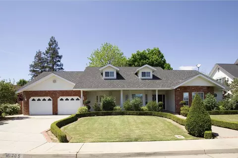 205 N Jonna Ave, Fowler, CA 93625 photo 1