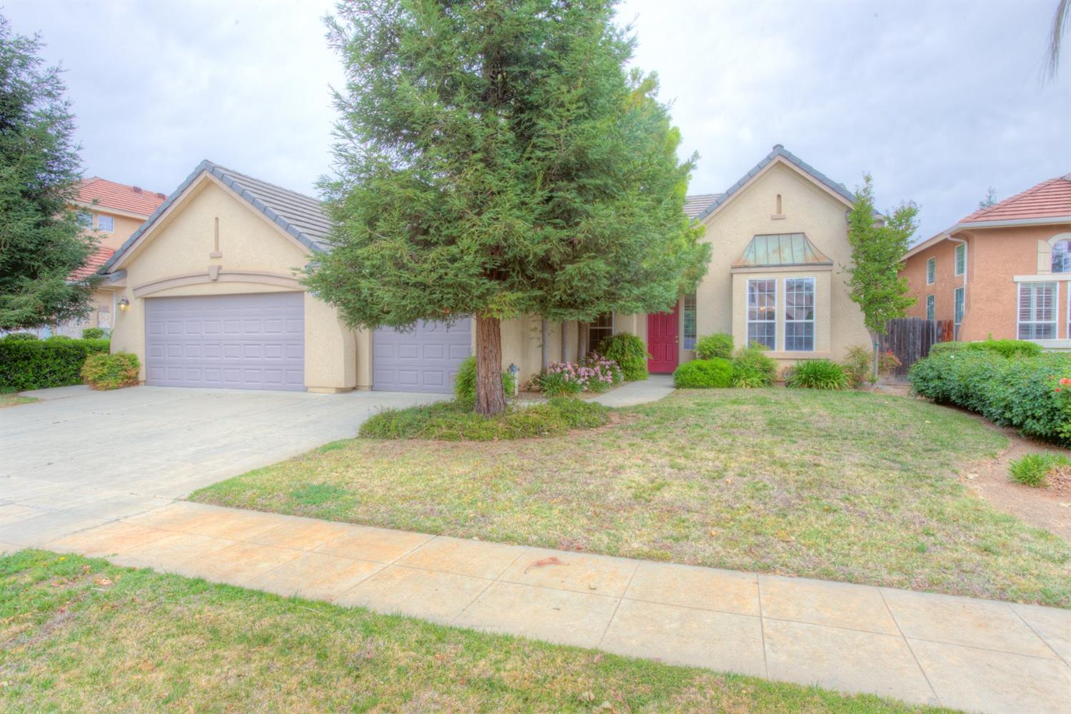 2925 Roberts Ave, Clovis, CA 93611 photo 1