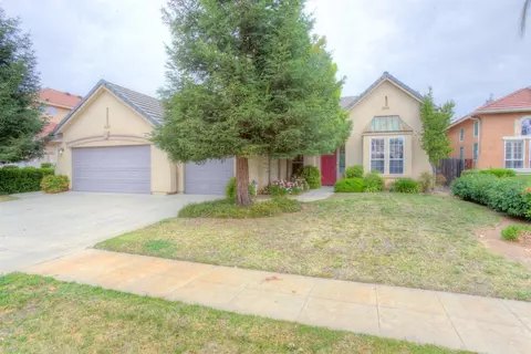2925 Roberts Ave, Clovis, CA 93611 photo 1