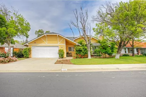 2237 Dennis Ave, Clovis, CA 93611 photo 1