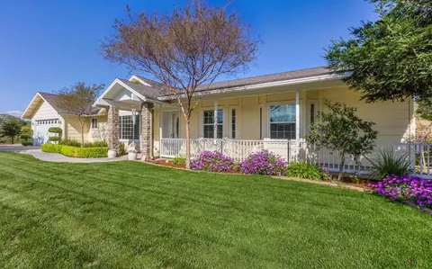 24698 Auberry Rd, Clovis, CA 93619 photo 1
