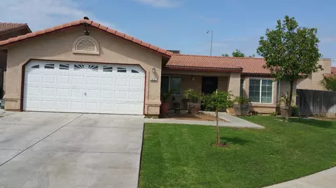 1627 Jaden Ct, Madera, CA 93638 photo 1