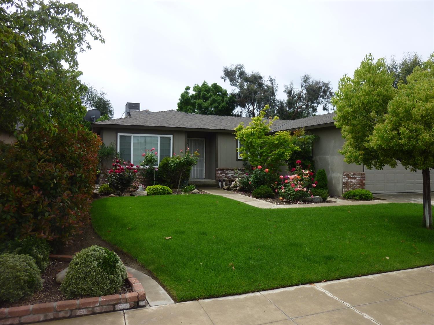 1738 Alamos Ave, Clovis, CA 93611 photo 1