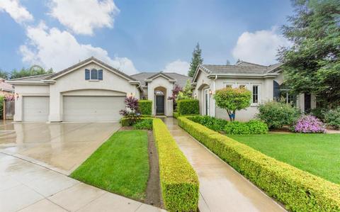 624 W Muncie Ave, Clovis, CA 93619 photo 1