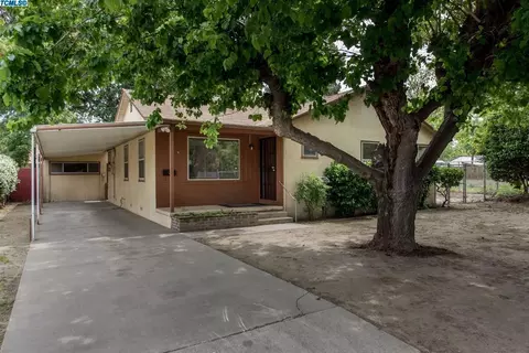 1302 S Watson St, Visalia, CA 93277 photo 1