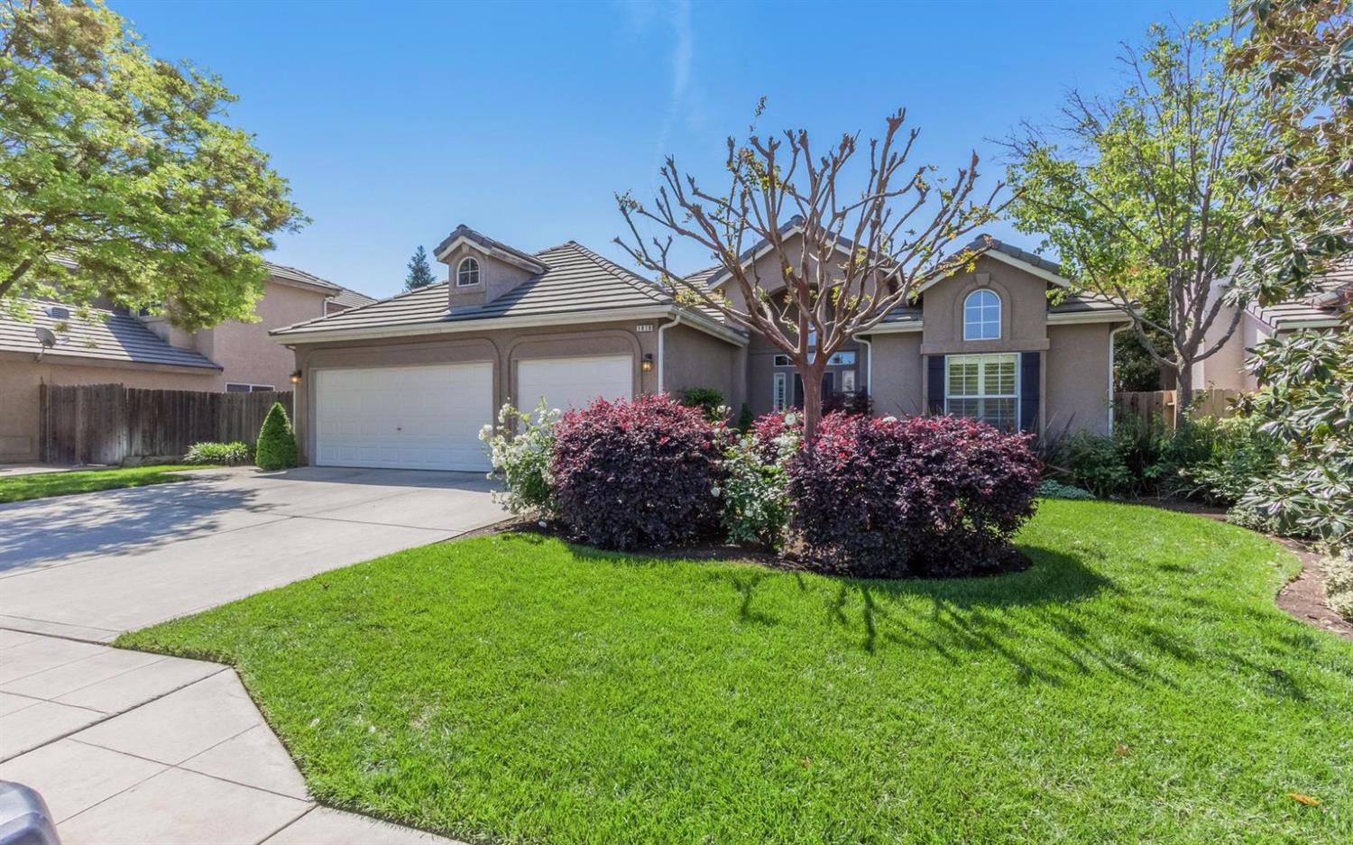1870 Goshen Ave, Clovis, CA 93611 photo 1